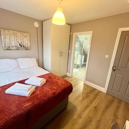 The Winstre Borehamwood Extérieur photo