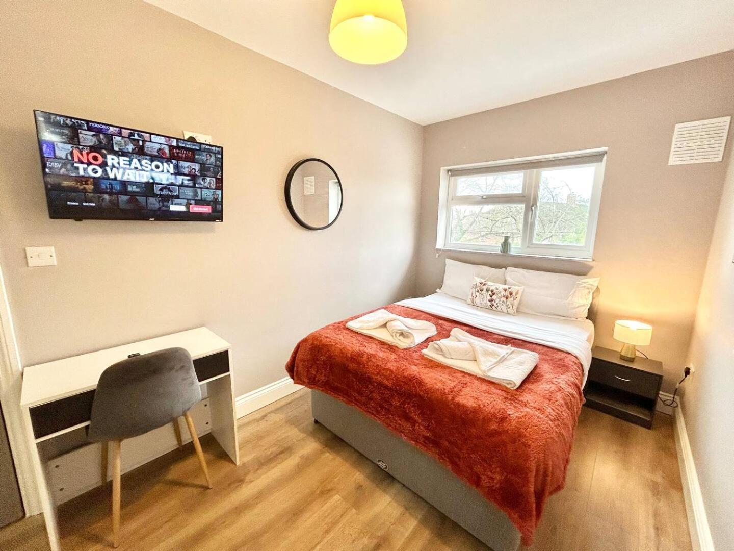 The Winstre Borehamwood Extérieur photo