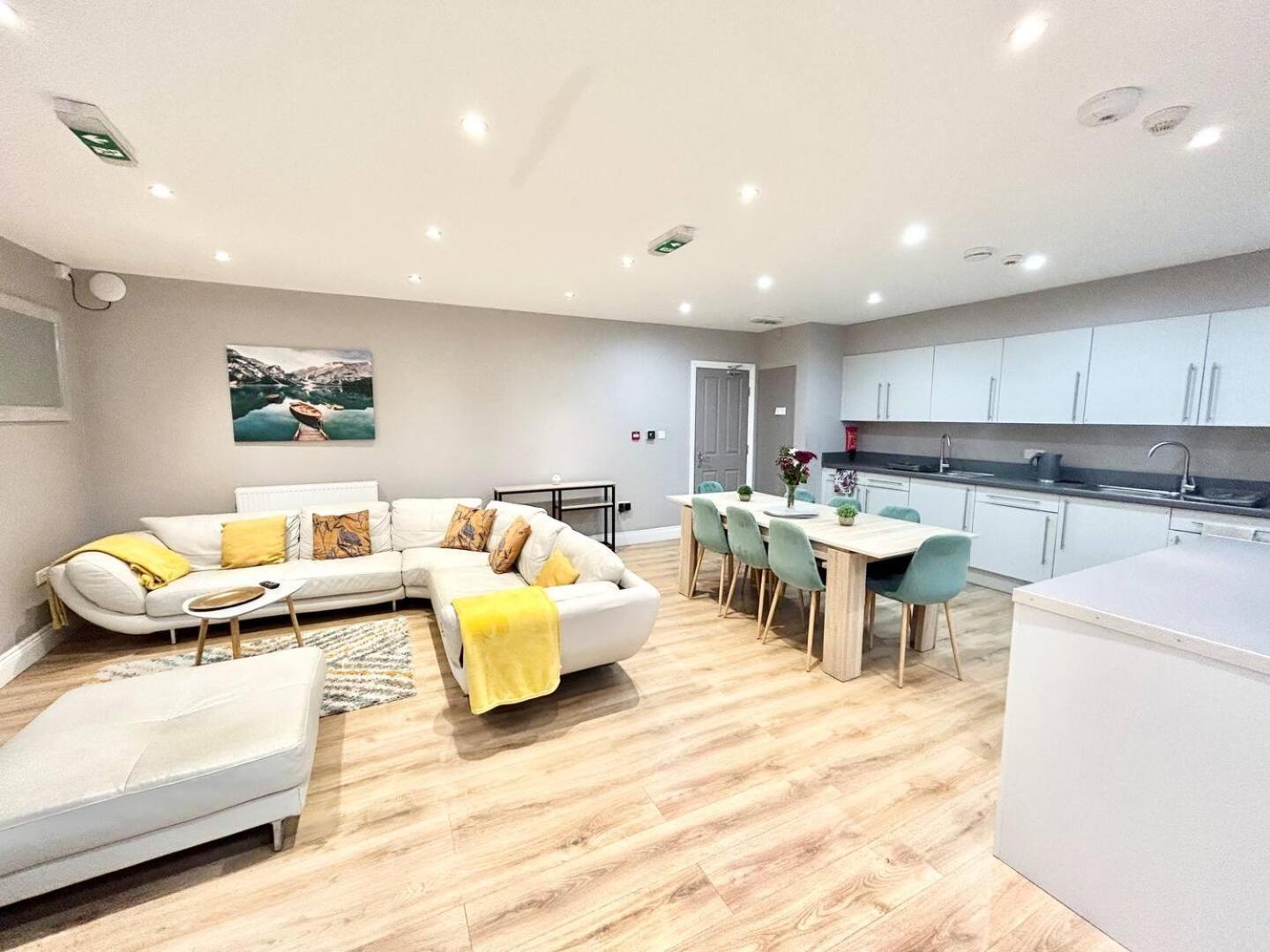 The Winstre Borehamwood Extérieur photo