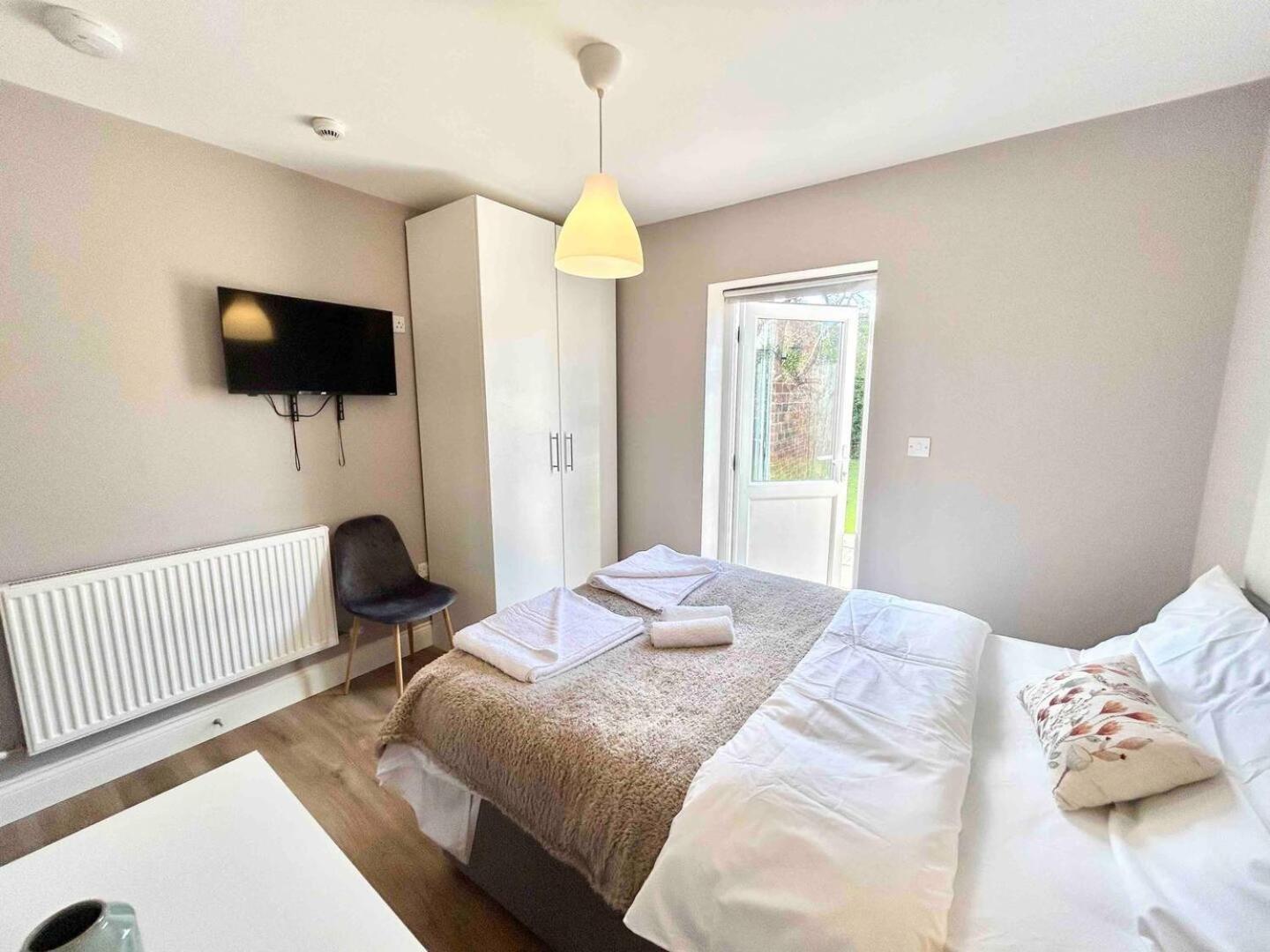 The Winstre Borehamwood Extérieur photo