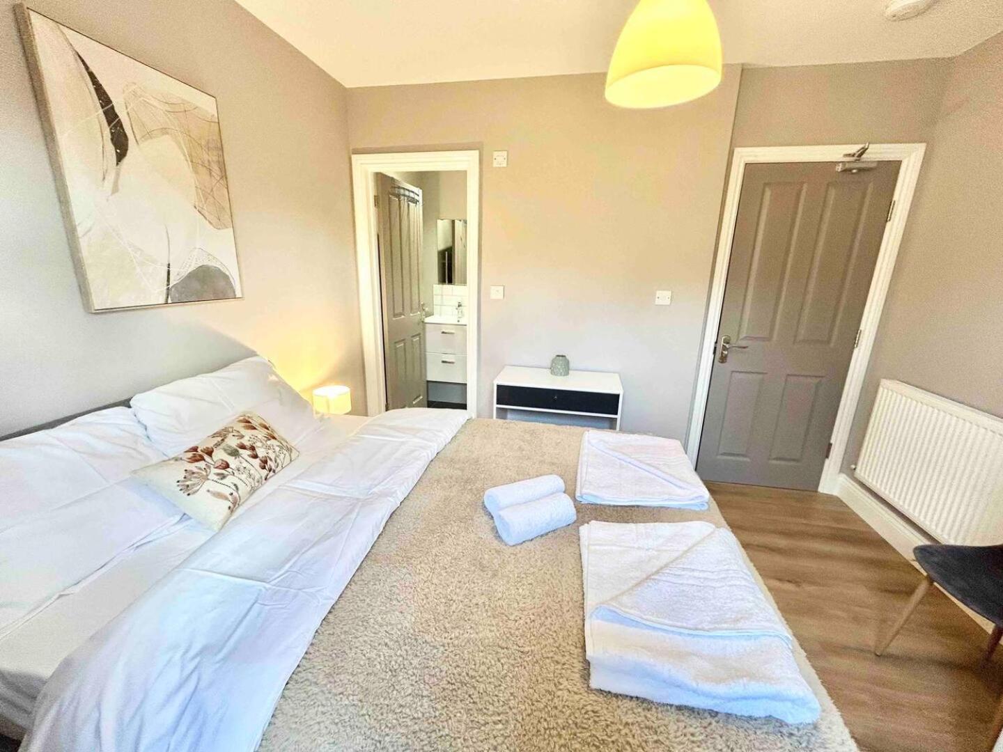 The Winstre Borehamwood Extérieur photo