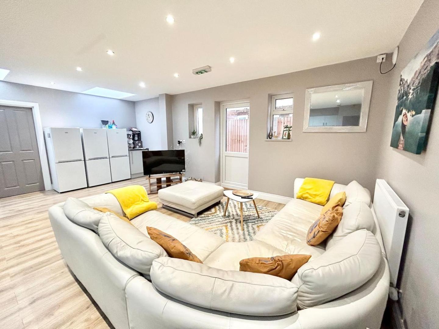 The Winstre Borehamwood Extérieur photo