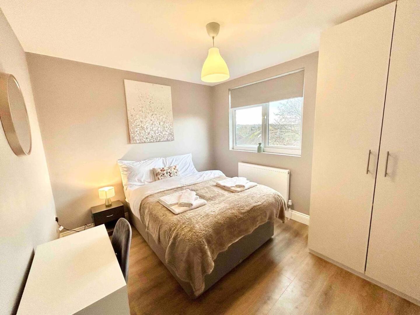 The Winstre Borehamwood Extérieur photo