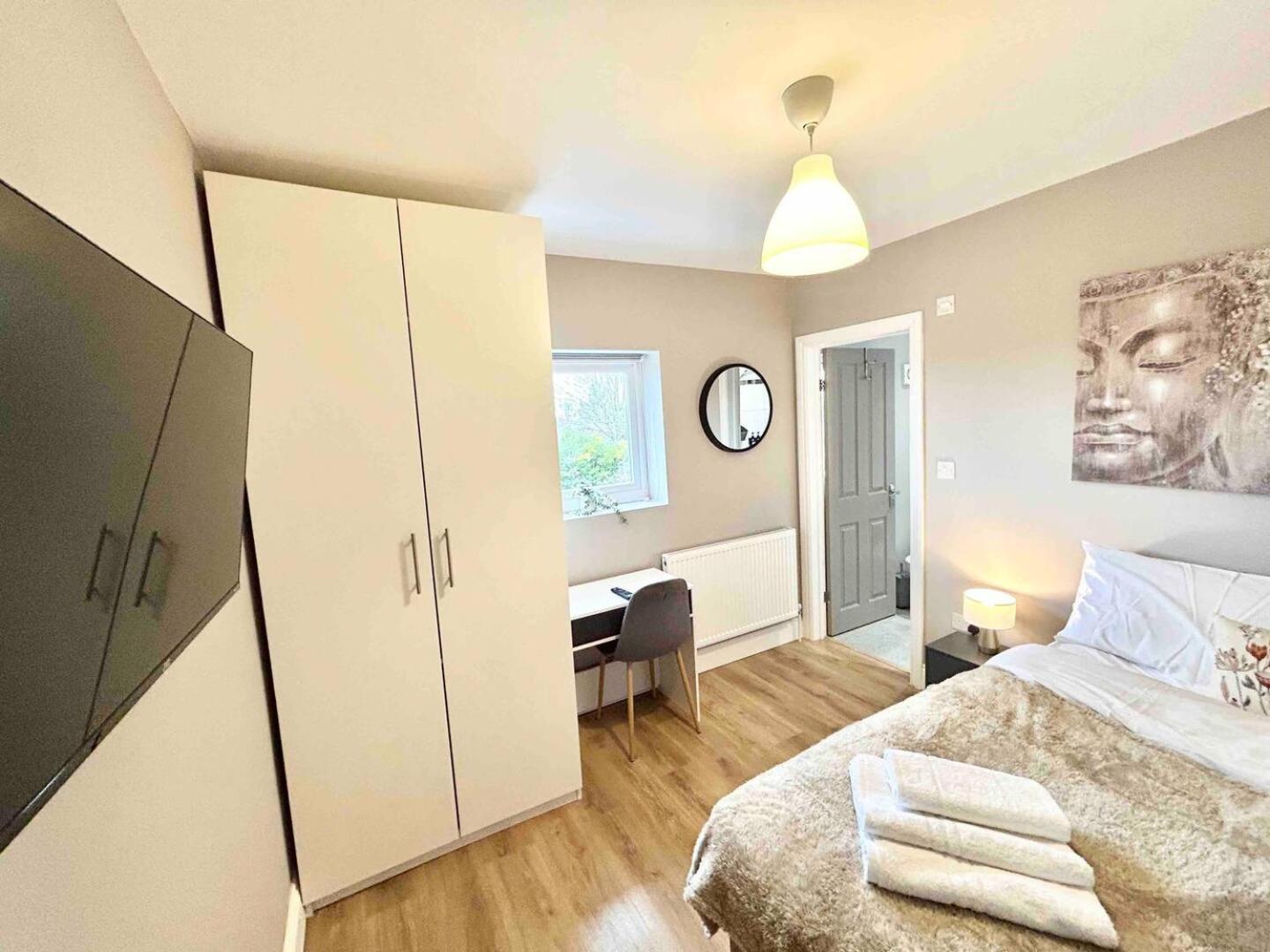 The Winstre Borehamwood Extérieur photo