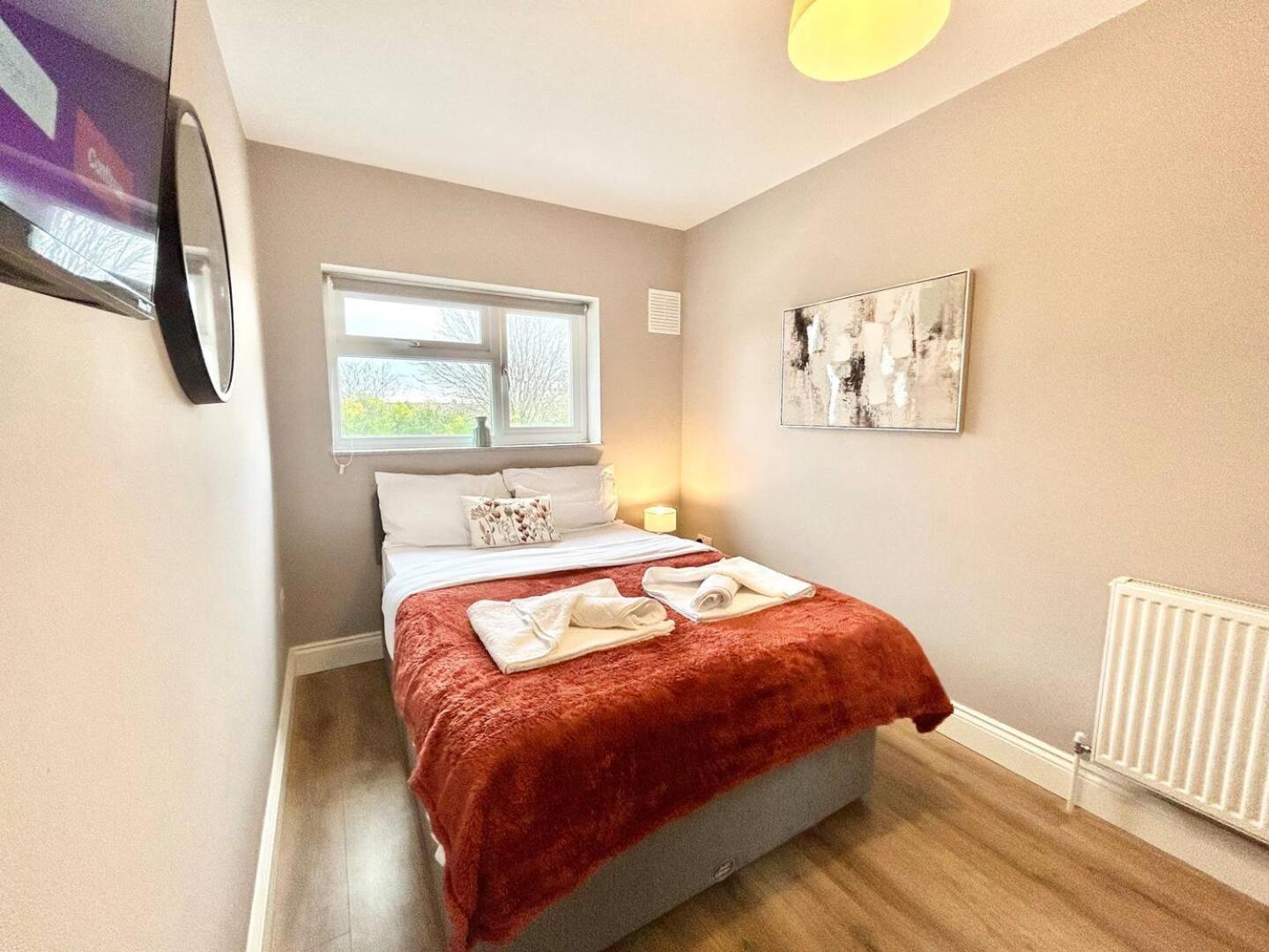 The Winstre Borehamwood Extérieur photo