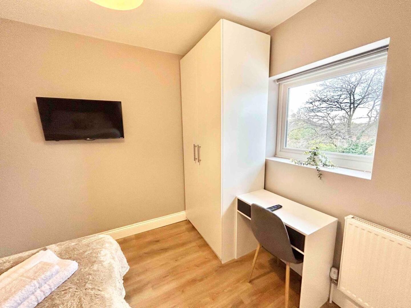 The Winstre Borehamwood Extérieur photo