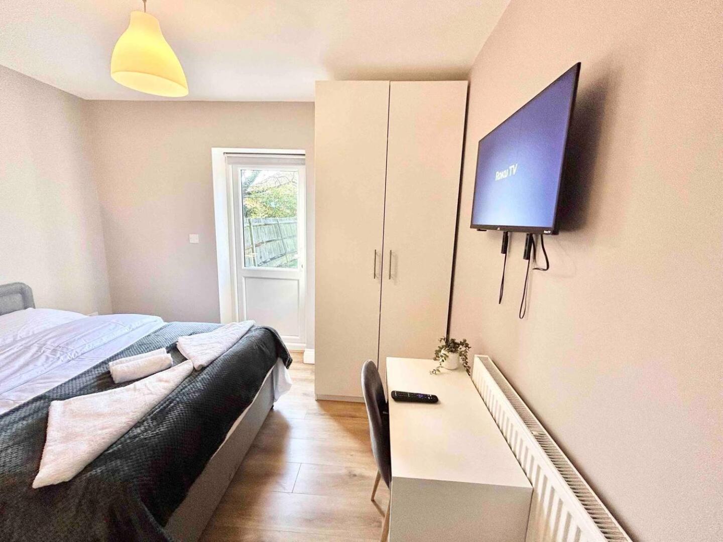 The Winstre Borehamwood Extérieur photo