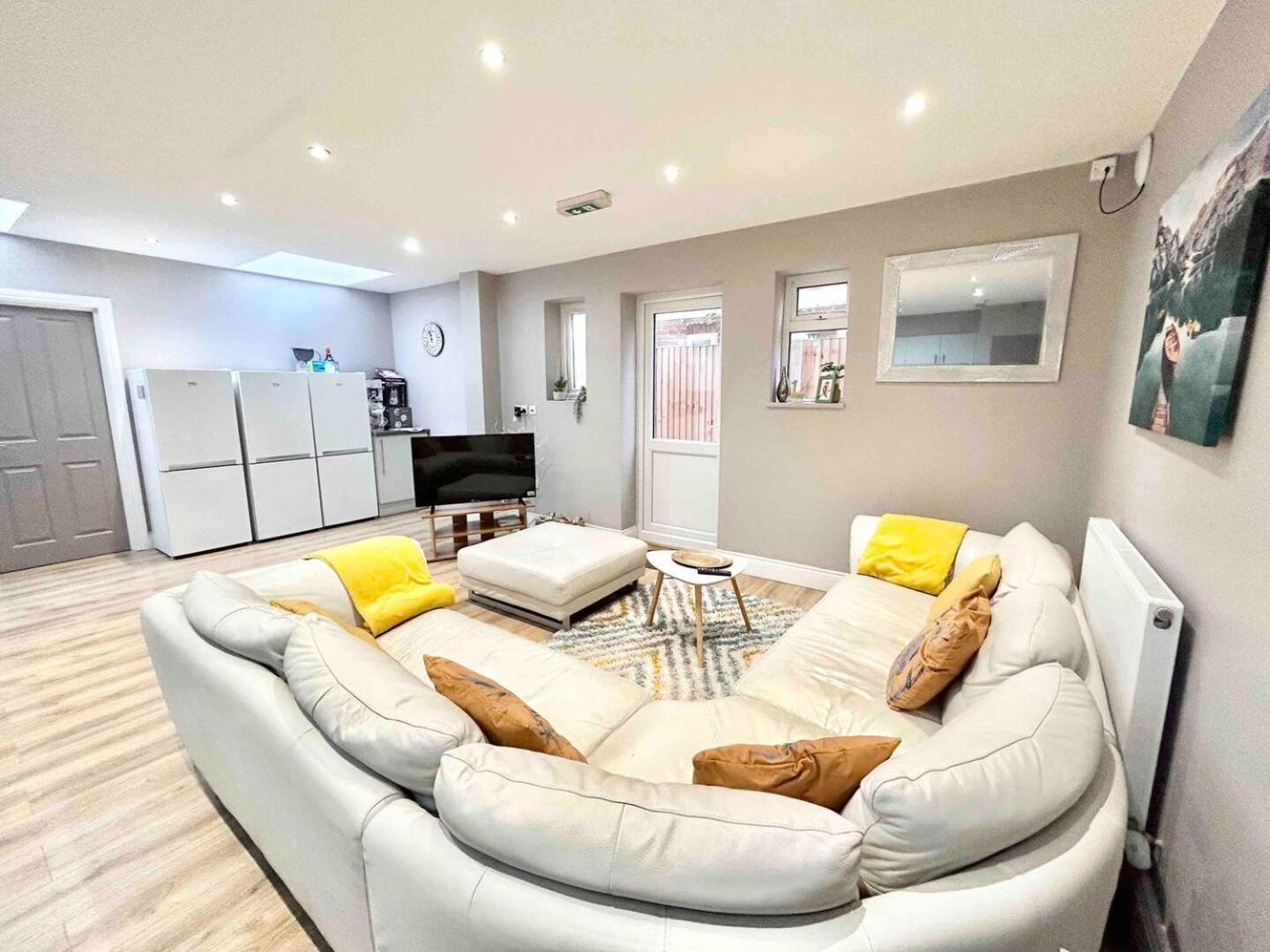 The Winstre Borehamwood Extérieur photo
