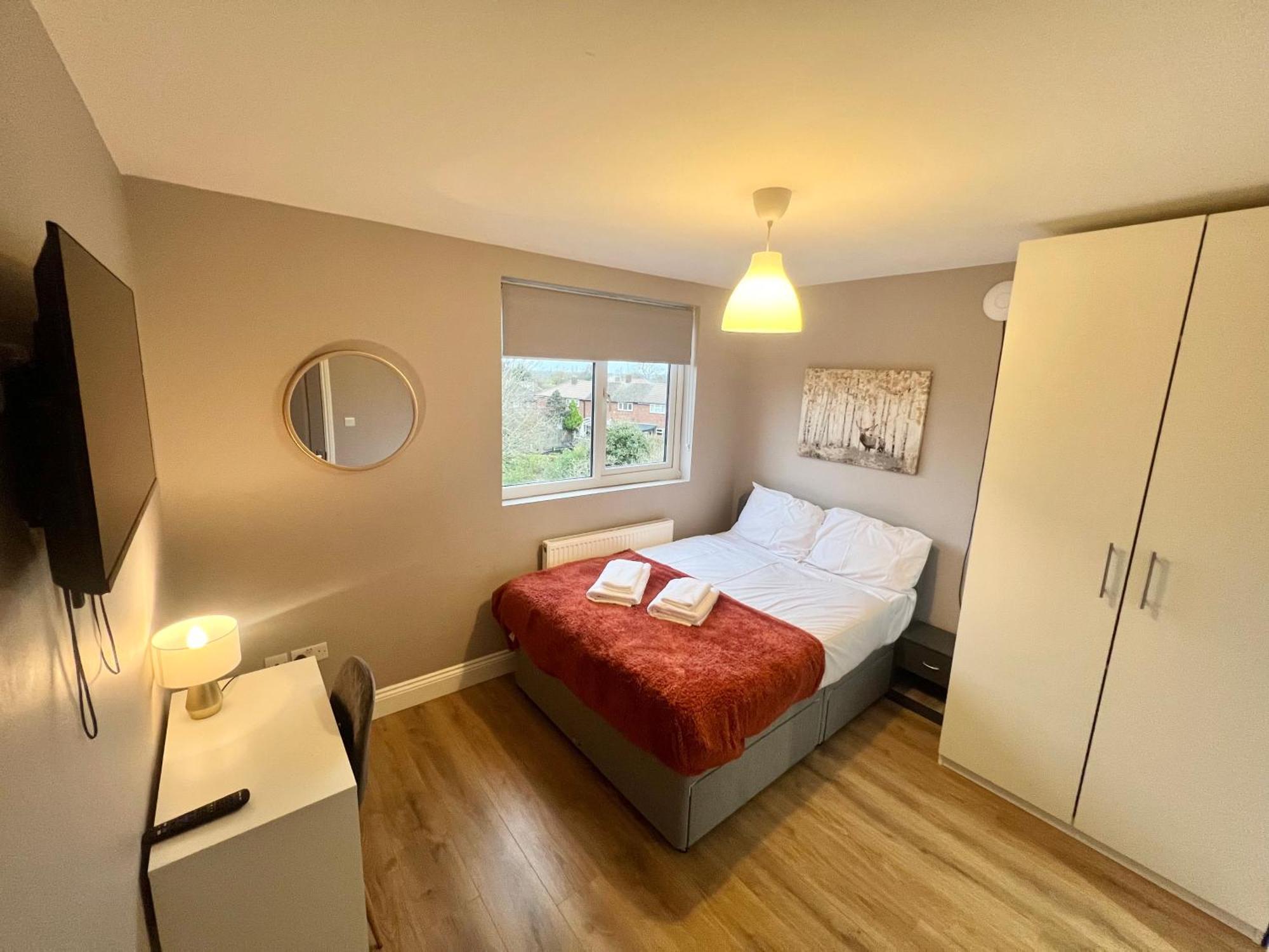 The Winstre Borehamwood Chambre photo